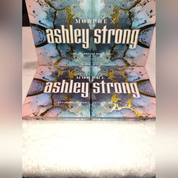 Morphe x Ashley Strong Affirmation Magic Artistry Palette - Picture 9 of 11